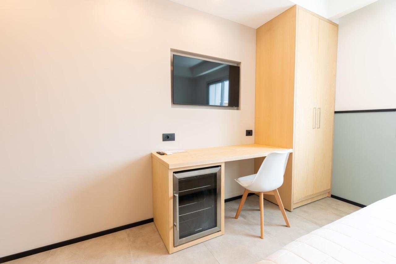 Antares Rooms And Suites Olbia Exterior foto