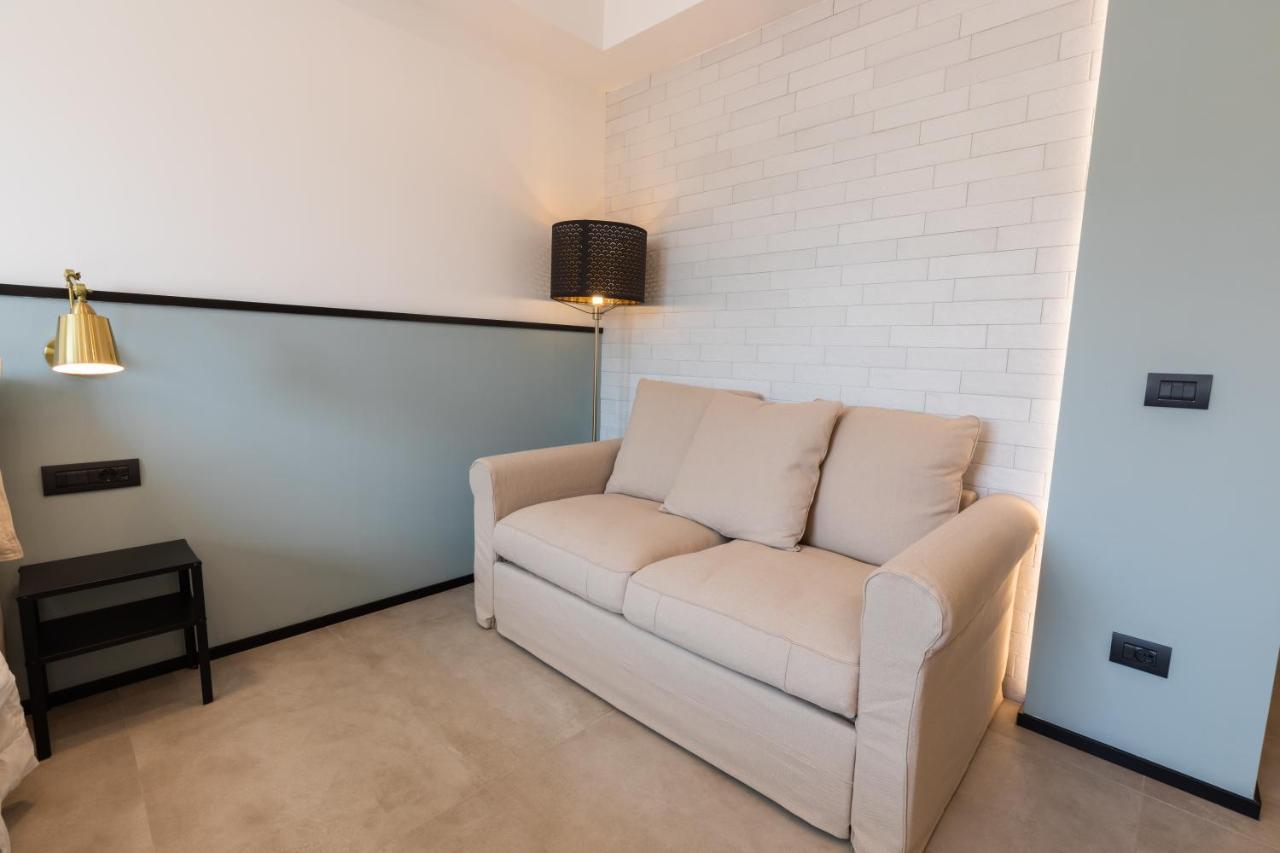 Antares Rooms And Suites Olbia Exterior foto