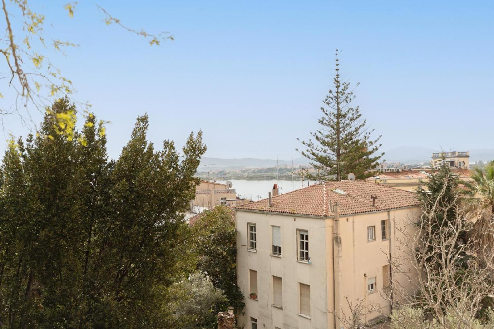 Antares Rooms And Suites Olbia Exterior foto