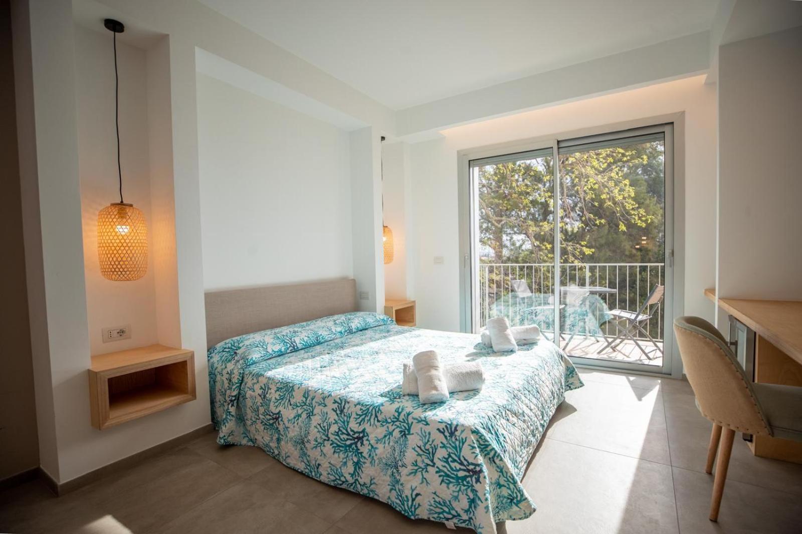 Antares Rooms And Suites Olbia Exterior foto