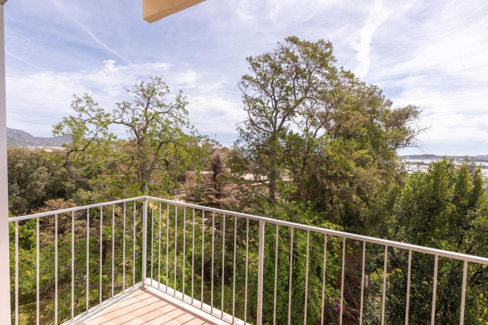 Antares Rooms And Suites Olbia Exterior foto