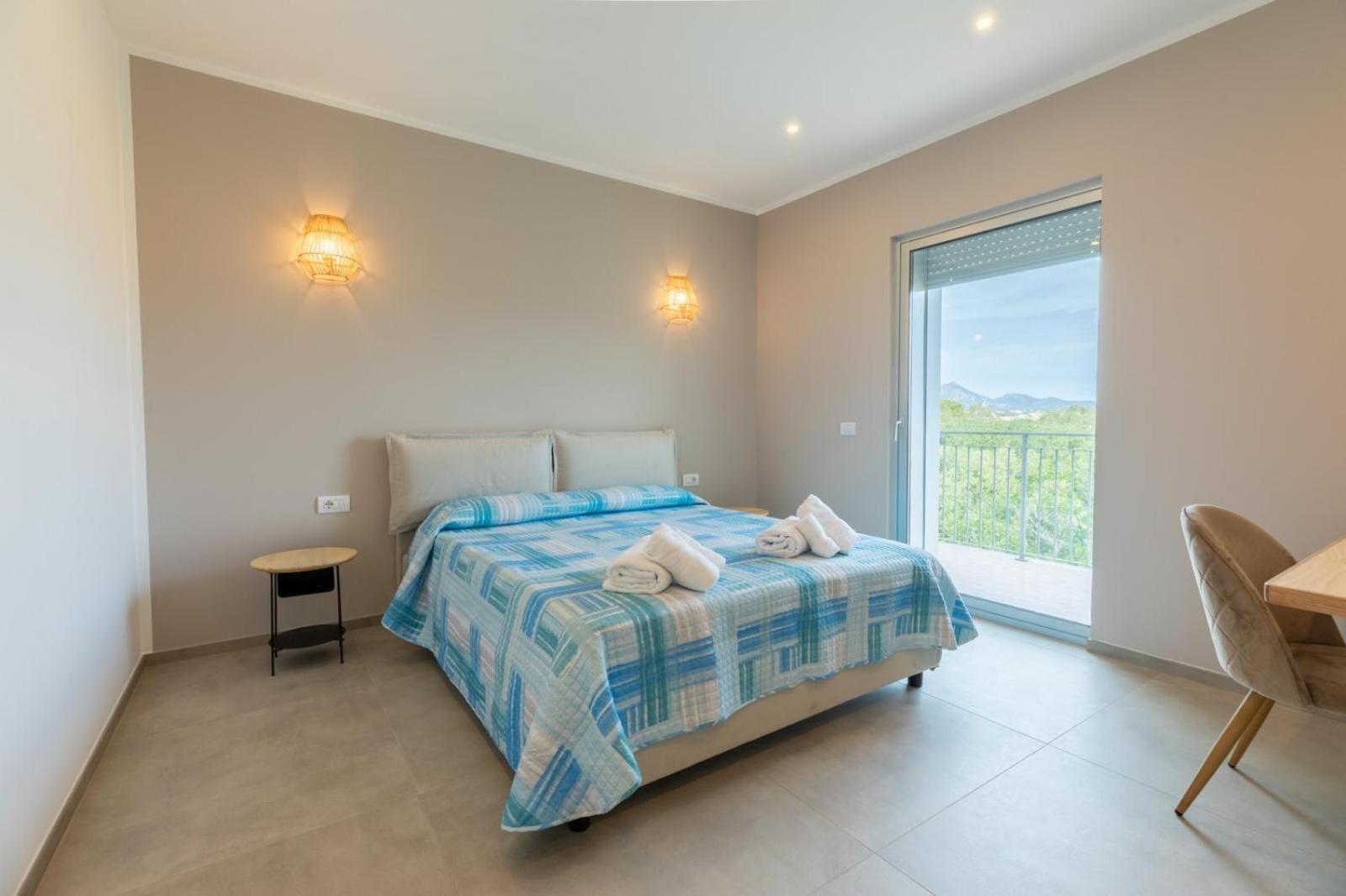 Antares Rooms And Suites Olbia Exterior foto