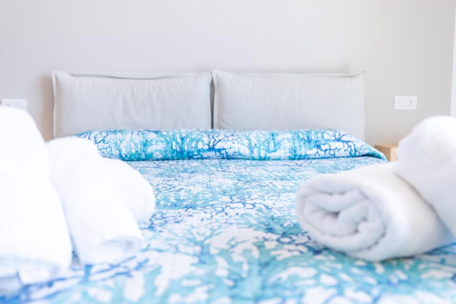 Antares Rooms And Suites Olbia Exterior foto